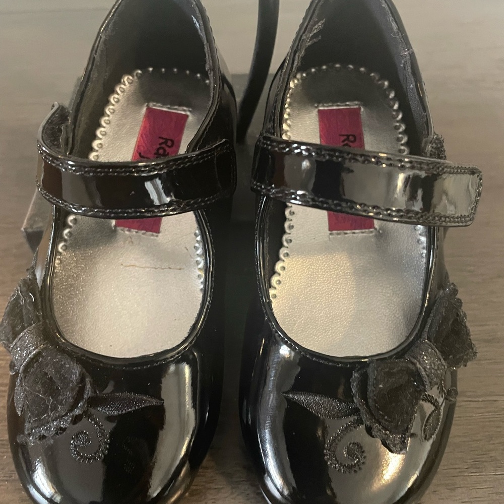 Girls dress shoes